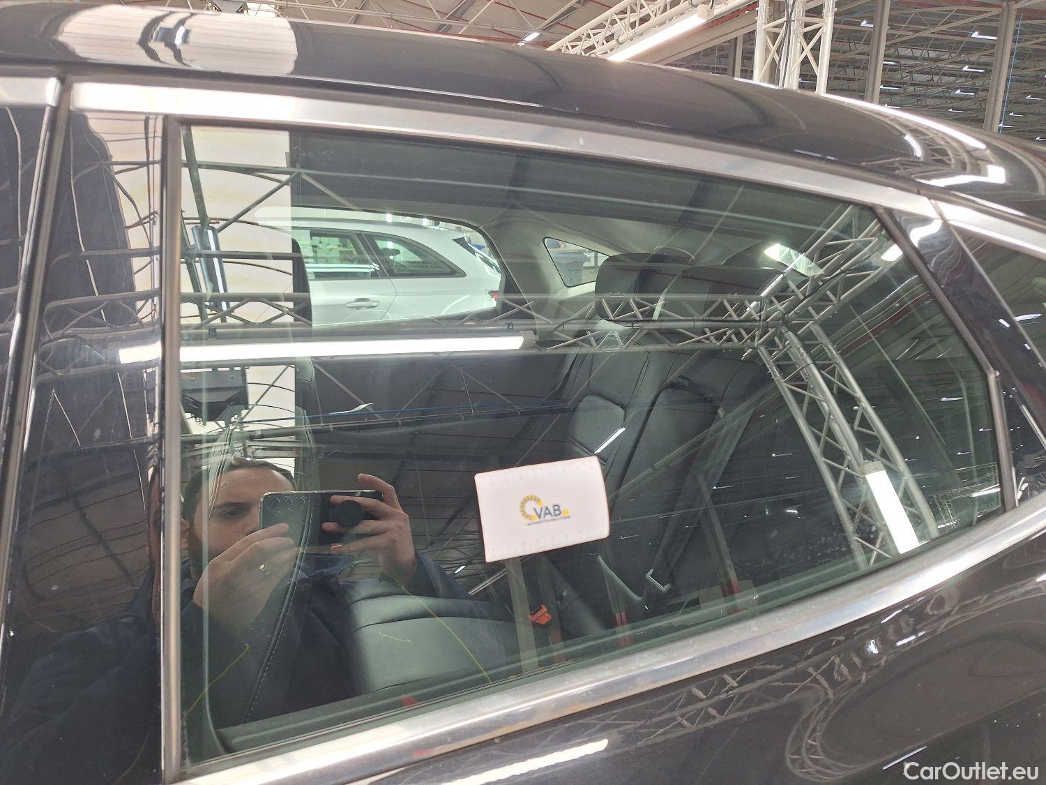  Jaguar  E-PACE Jaguar,  '17, Jaguar  D150 Aut. AWD S 5d #19