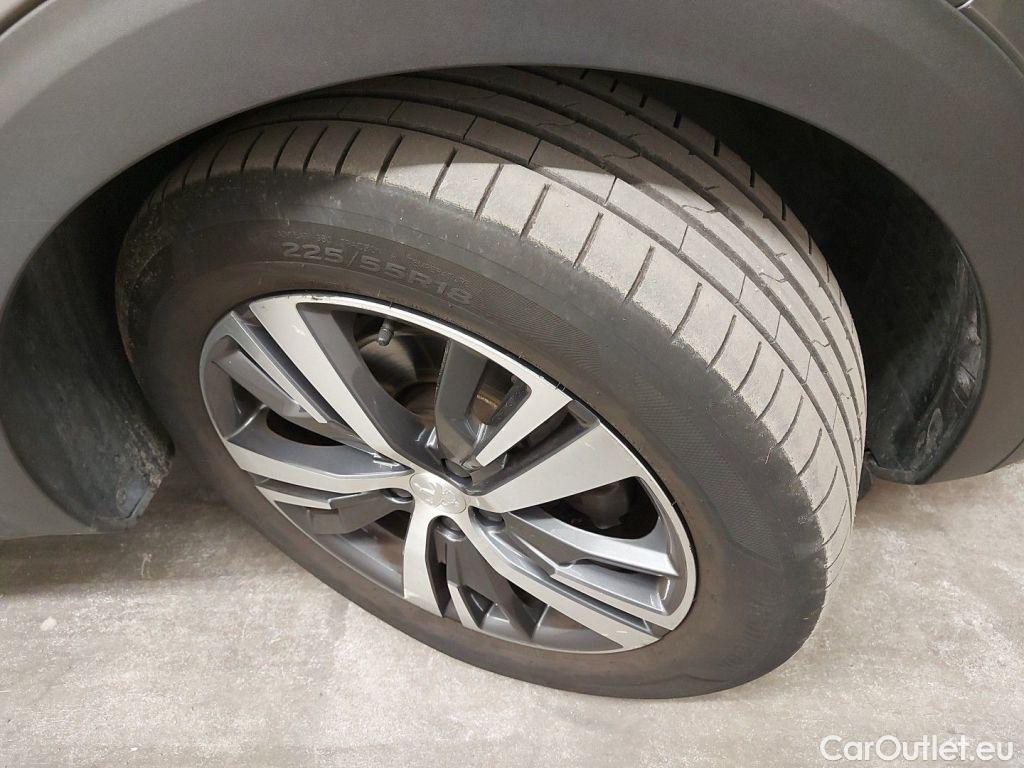 Peugeot  3008 Peugeot  1.5 BlueHDi 96kW S&S EAT8 Allure Pack 5d #18