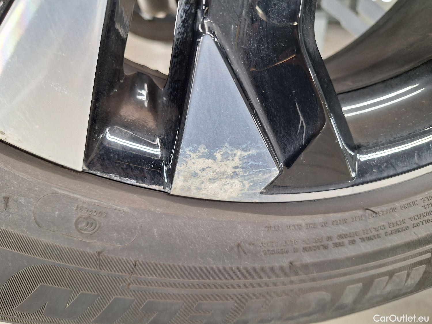 Peugeot  2008 Peugeot,  '19, Peugeot  1.2 Puretech 96kW S&S EAT8 GT Line 5d #2