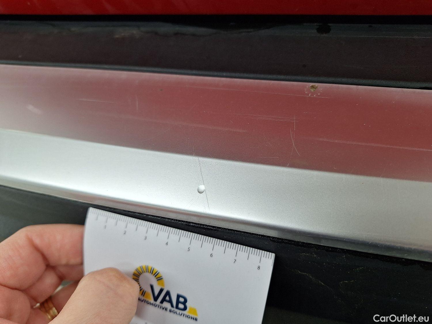 Peugeot  2008 Peugeot,  '19, Peugeot  1.2 Puretech 96kW S&S EAT8 GT Line 5d #16