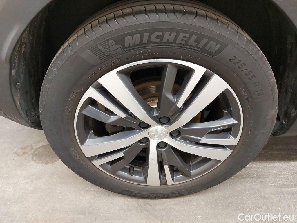 Peugeot  3008 Peugeot  1.5 BlueHDi 96kW S&S EAT8 Allure Pack 5d #45