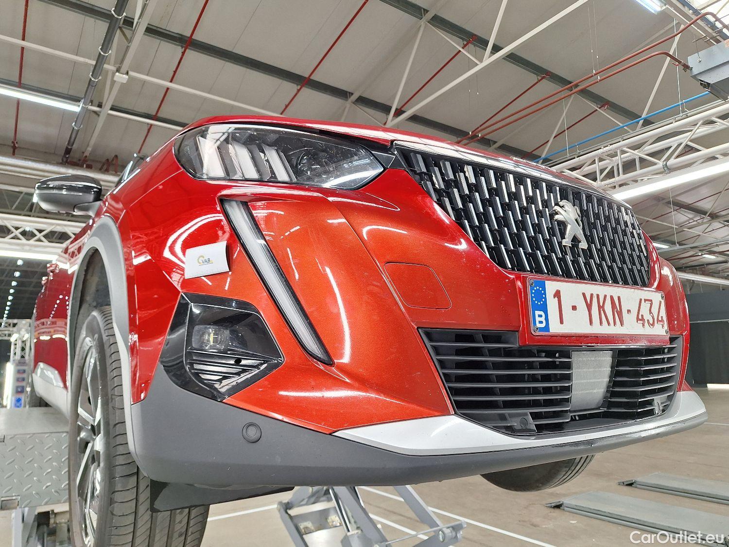 Peugeot  2008 Peugeot,  '19, Peugeot  1.2 Puretech 96kW S&S EAT8 GT Line 5d #9