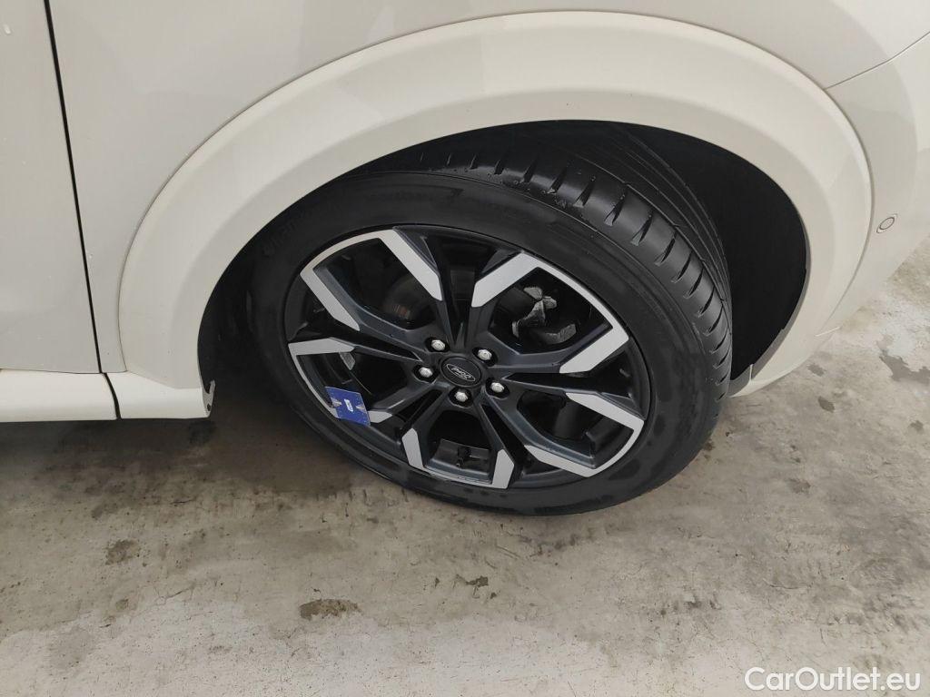 Ford  Puma Ford  1.0i Ecoboost 92kW Aut. ST-Line X 5d #32