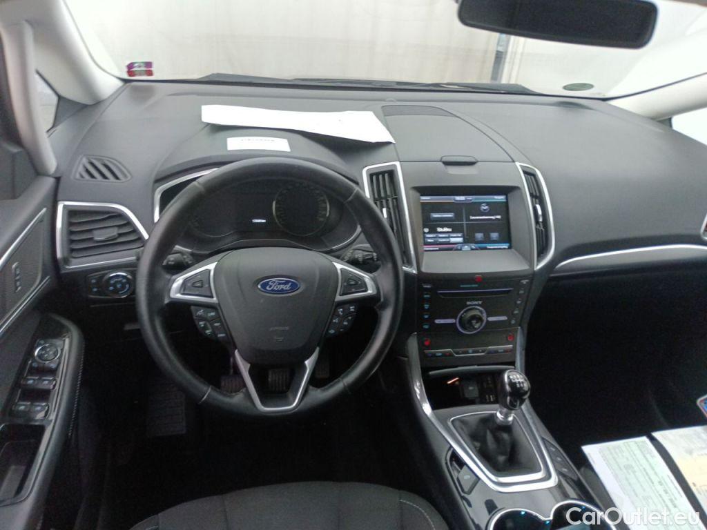 Ford  S-Max Ford  2.0 TDCi 110kW S/S Business Ed+ 5d #9