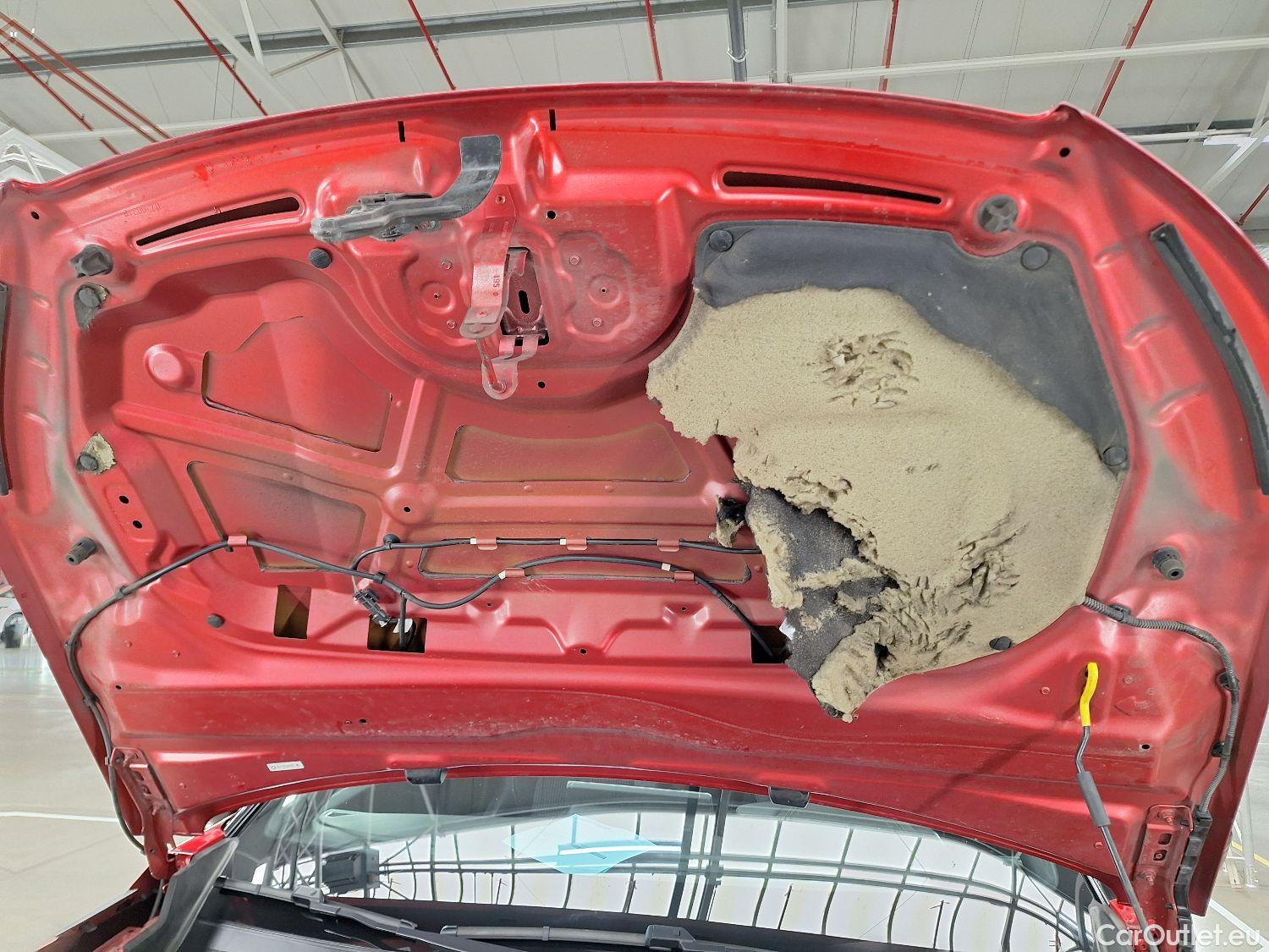 Peugeot  2008 Peugeot,  '19, Peugeot  1.2 Puretech 96kW S&S EAT8 GT Line 5d #19