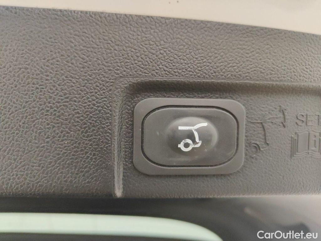 Ford  Puma Ford  1.0i Ecoboost 92kW Aut. ST-Line X 5d #37