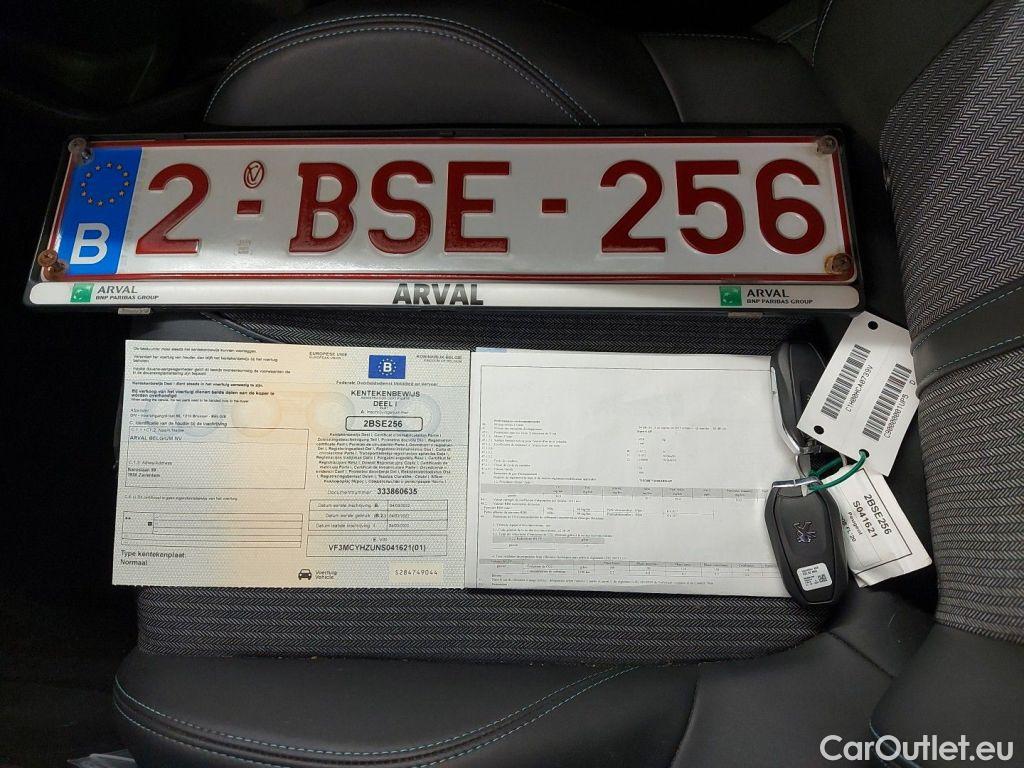 Peugeot  3008 Peugeot  1.5 BlueHDi 96kW S&S EAT8 Allure Pack 5d #4