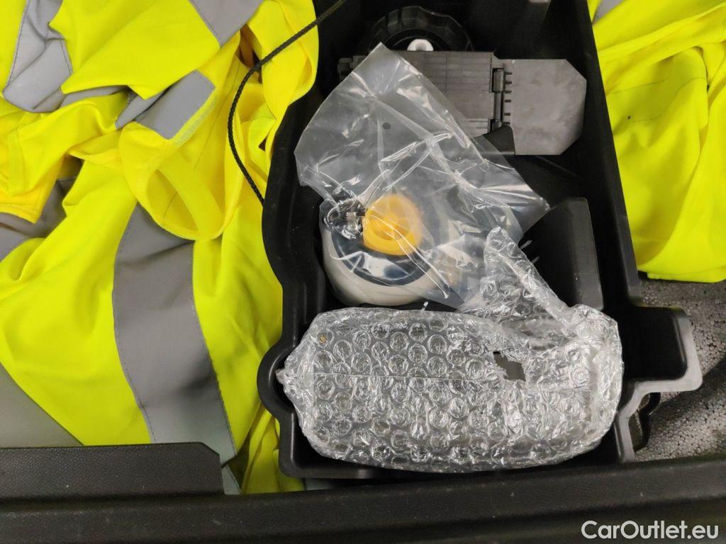 DS  DS7 DS 7 Crossback 1.2 PureTech 130 Automatic Bastille + 5d #16