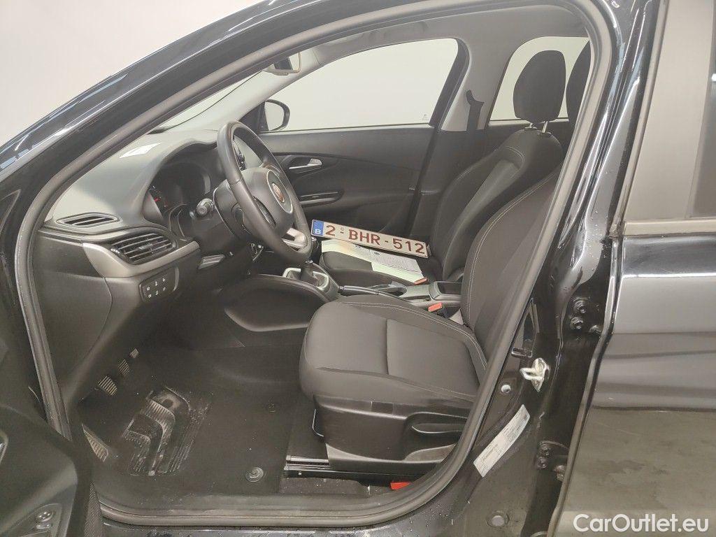 Fiat  Tipo Fiat  SW 1.4 Turbo 120ch/pk Easy 5d #3