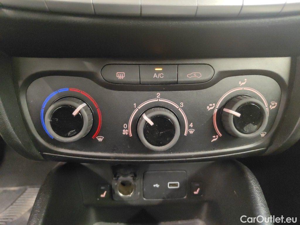 Fiat  Tipo Fiat  SW 1.4 Turbo 120ch/pk Easy 5d #30