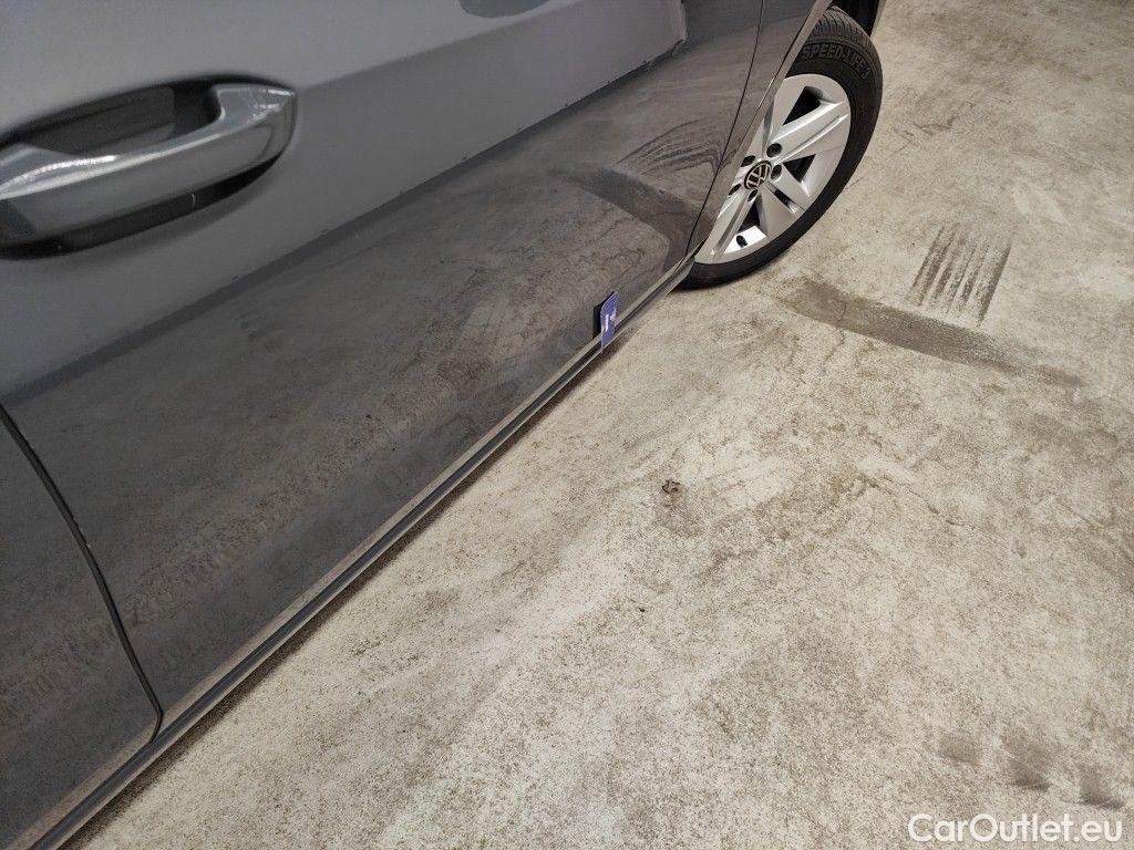 Volkswagen  Golf  Volkswagen Variant VIII 2.0 TDI 85kW Life 5d #25