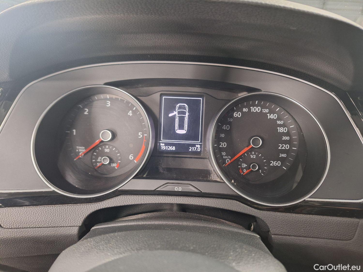 Volkswagen  Passat VW,  Variant FL'19, Volkswagen  Variant 2.0 TDI SCR 110kW DSG7 S #17