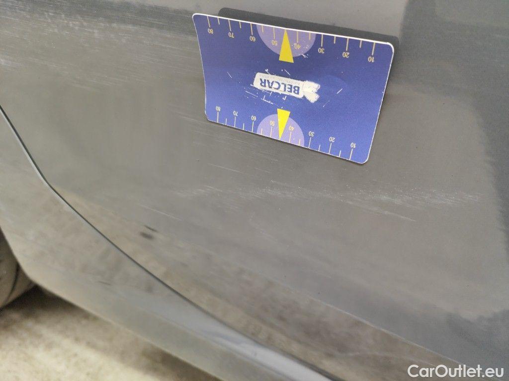 Volkswagen  Golf  Volkswagen Variant VIII 2.0 TDI 85kW Life 5d #66