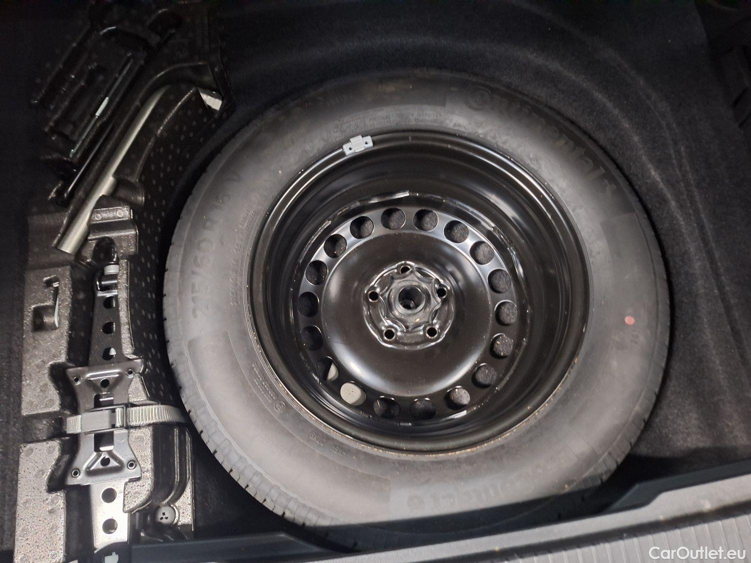 Volkswagen  Passat VW,  Variant FL'19, Volkswagen  Variant 2.0 TDI SCR 110kW DSG7 S #15