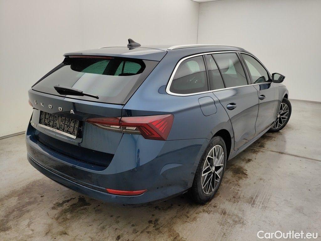 Skoda  Octavia Skoda  Combi 2.0 CRTDI 85kW DSG7 Clever 5d #2