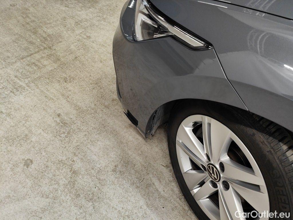 Volkswagen  Golf  Volkswagen Variant VIII 2.0 TDI 85kW Life 5d #31