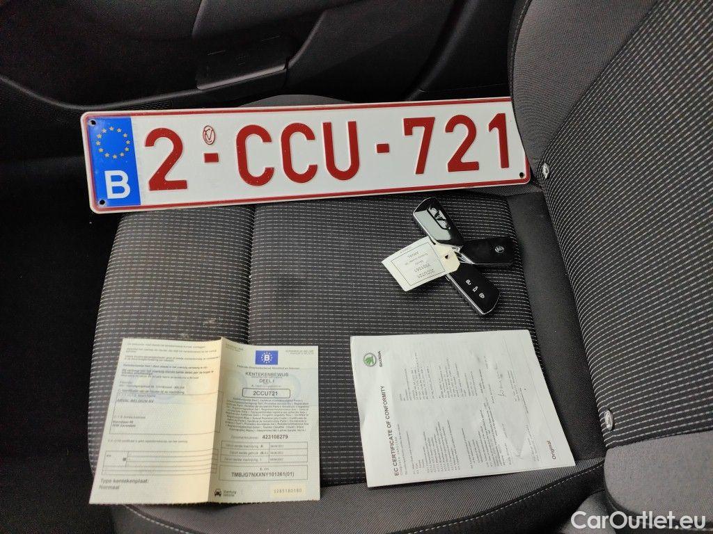 Skoda  Octavia Skoda  Combi 2.0 CRTDI 85kW DSG7 Clever 5d #4