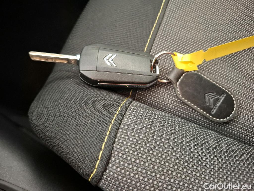 Citroen  C3 CITROEN  / 2016 / 5P / Berline PureTech 110 S&S BVM Feel #12