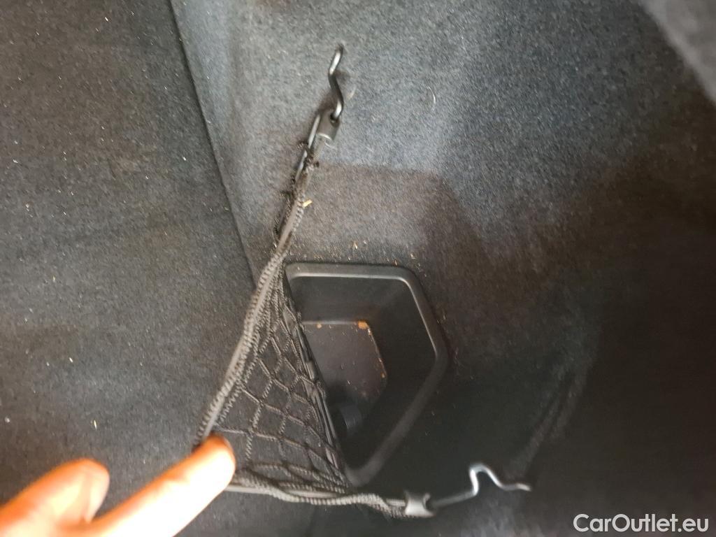 Bmw  X2 Série  sDrive 18i Lounge 1.5 135CV BVA7 E6d #2