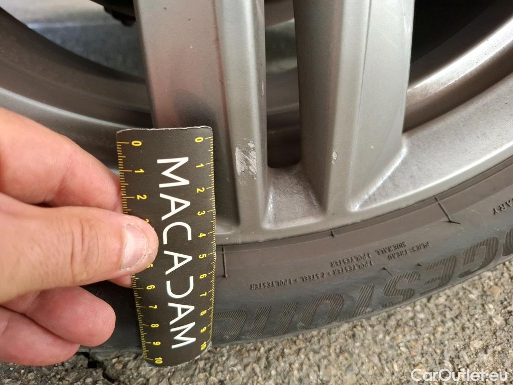 Bmw  X1 Série  xDrive 25 e Lounge 1.5 220CV BVA6 E6d #22