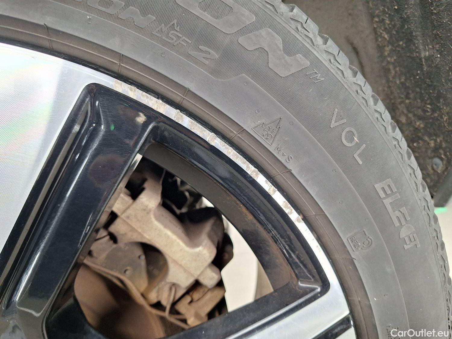  Volvo  XC 40 Volvo, XC40 '17 BEV, Volvo XC40 Recharge Twin Pro 5d #11