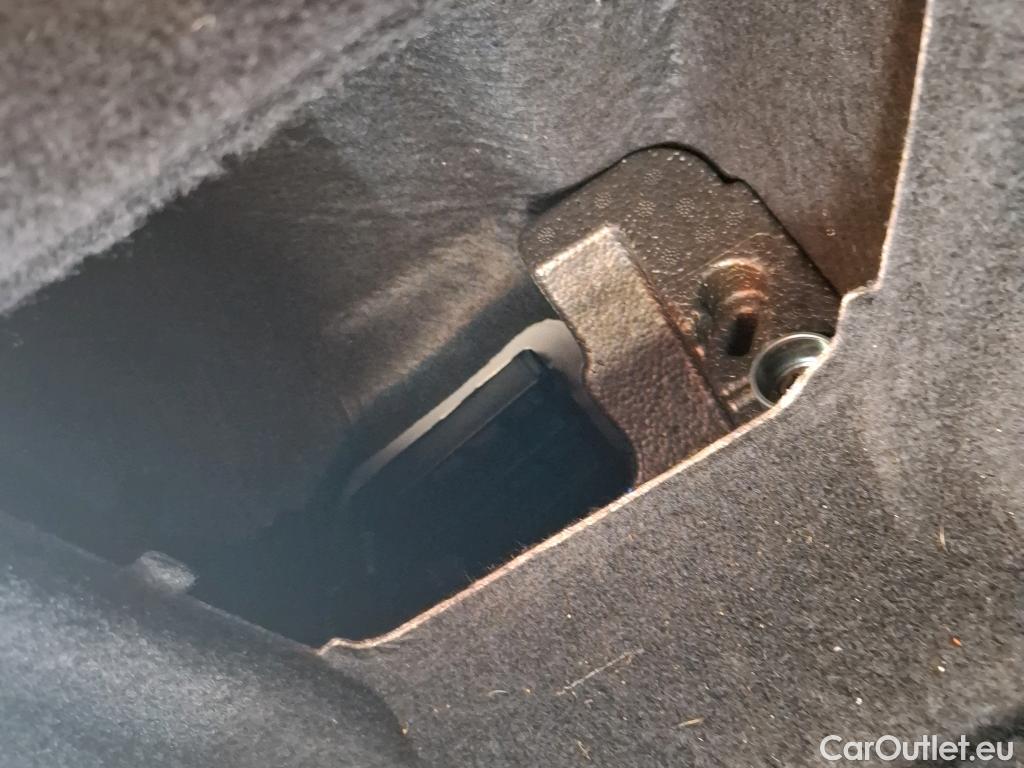 Bmw  X2 Série  sDrive 18i Lounge 1.5 135CV BVA7 E6d #1