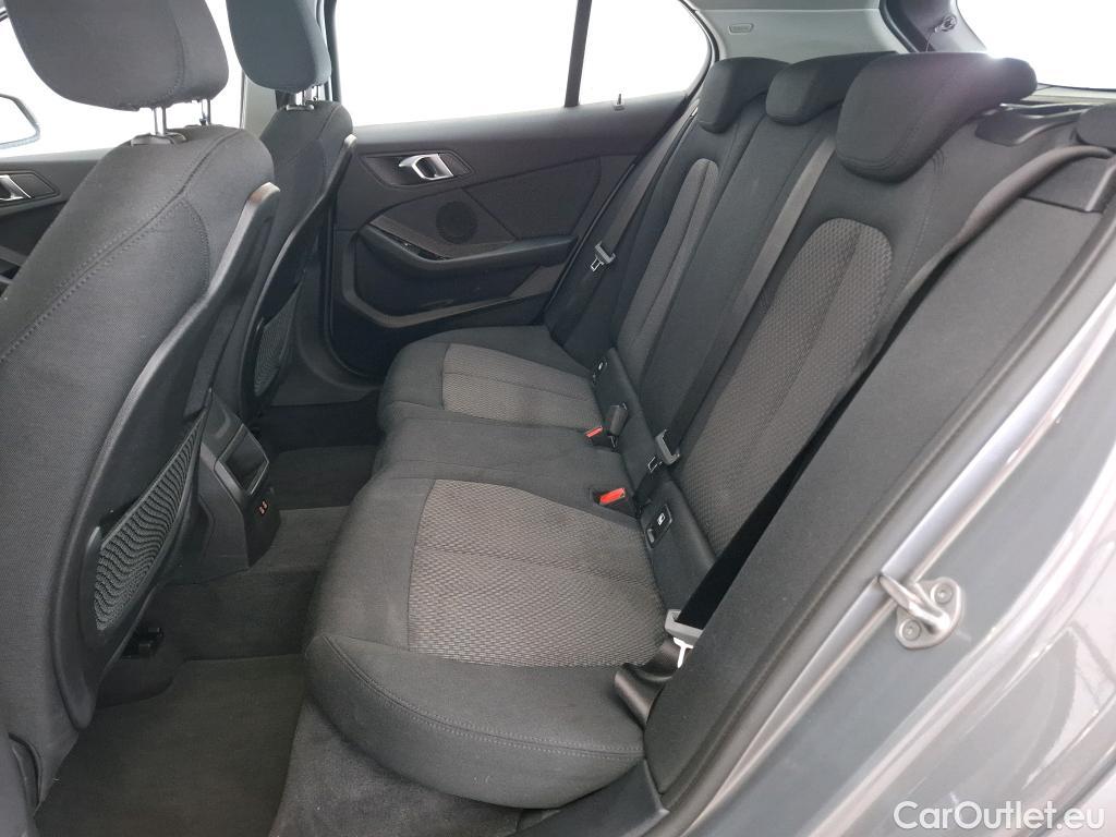 Bmw  Serie 1 BMW Série 1 / 2019 / 5P / Berline 116i DKG7 Business Design #9