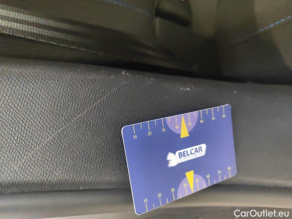 Peugeot  308 Peugeot  SW 1.2 PureTech 110 S&S Style 5d #54