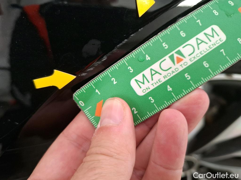  Audi  A4  Avant 35 TDI Avus 2.0 TDI 165CV BVA7 E6d #9