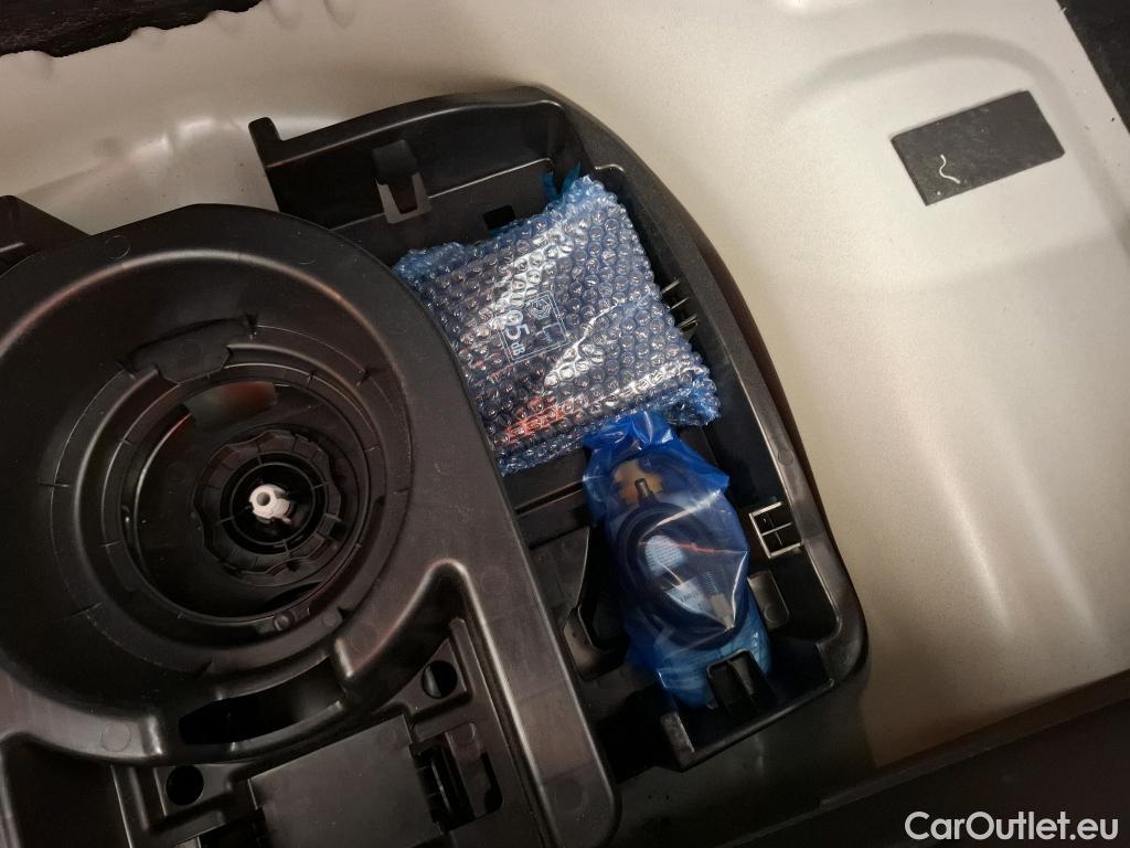 Citroen  C3 CITROEN  / 2016 / 5P / Berline PureTech 110 S&S BVM Feel #11