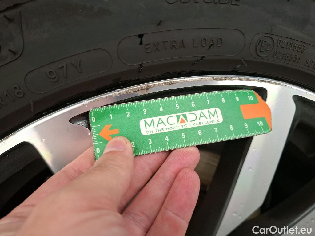  Audi  A4  Avant 35 TDI Avus 2.0 TDI 165CV BVA7 E6d #20