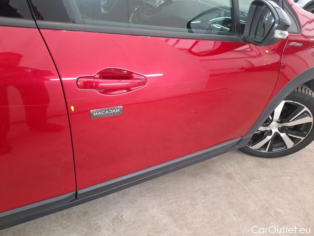 Peugeot  2008  GT Line 1.2 PureTech 110CV BVA6 E6 #5