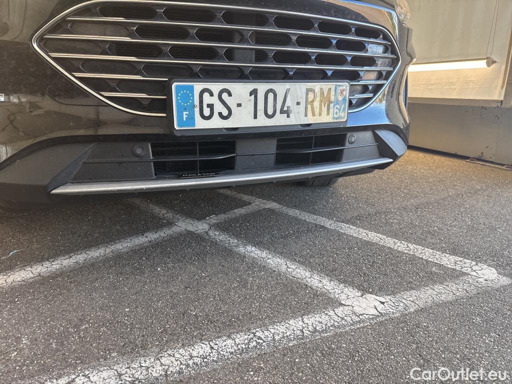 Ford  Kuga FORD  / 2019 / 5P / SUV 2.5 190 hybrid Flexifuel Pshift Titanium #11