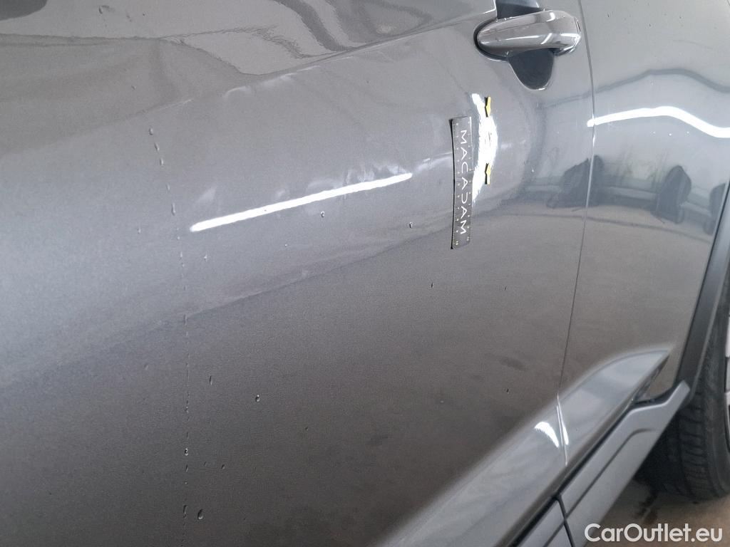 Nissan  Juke NISSAN  2019 5P Crossover DIGT 114 BVM6 Business Edition #6