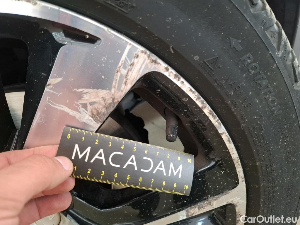 Peugeot  2008  GT Line 1.2 PureTech 110CV BVA6 E6 #41