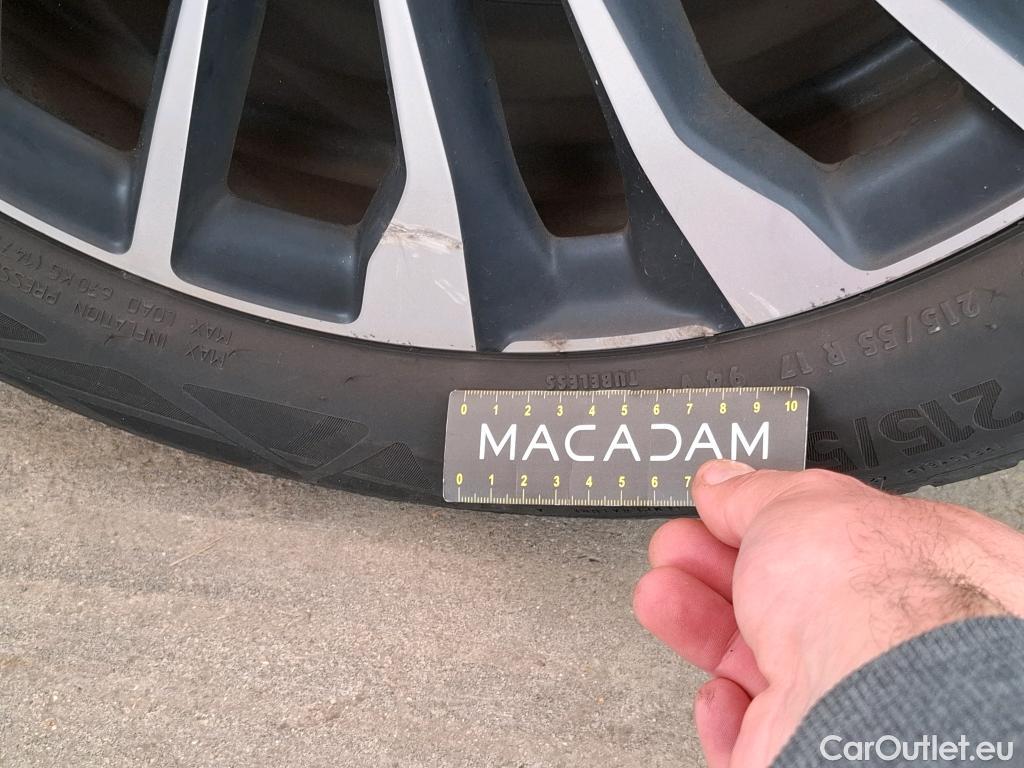 Fiat  500 FIAT X / 2018 / 5P / SUV 1.0 FFly T T3 120ch Cross #53