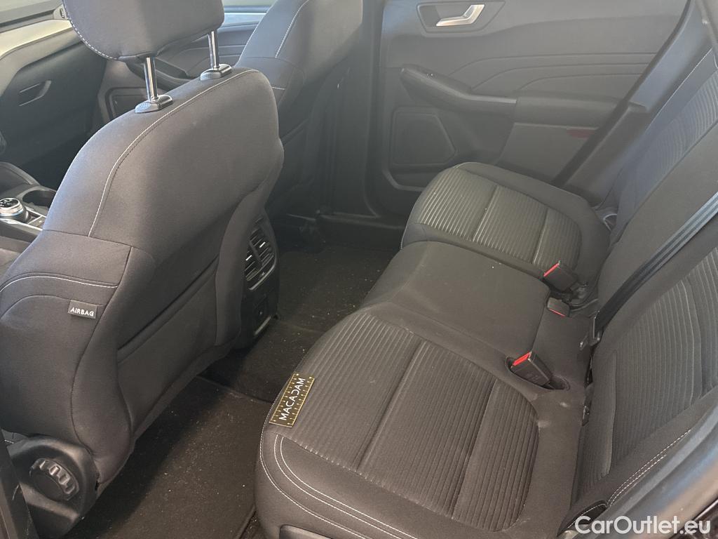 Ford  Kuga FORD  / 2019 / 5P / SUV 2.5 190 hybrid Flexifuel Pshift Titanium #16