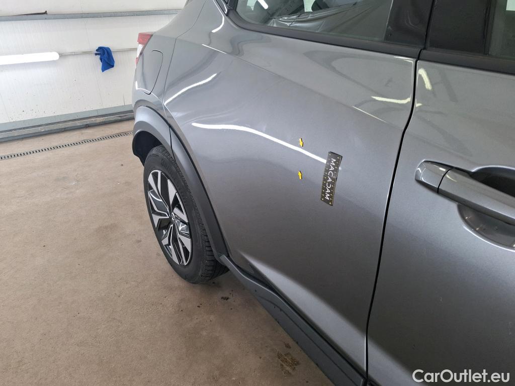 Nissan  Juke NISSAN  2019 5P Crossover DIGT 114 BVM6 Business Edition #17