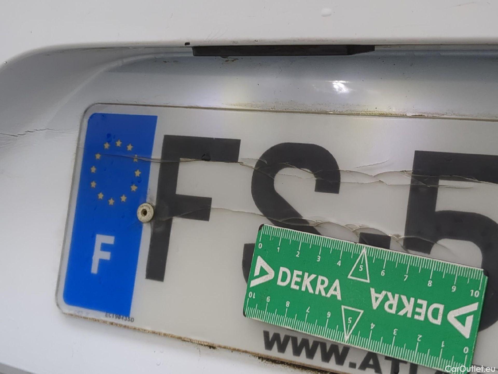 Opel  Corsa  F e Edition Business 50kWh BVA #13