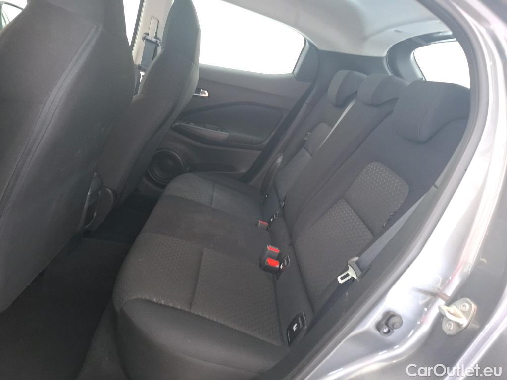 Nissan  Juke NISSAN  2019 5P Crossover DIGT 114 BVM6 Business Edition #9