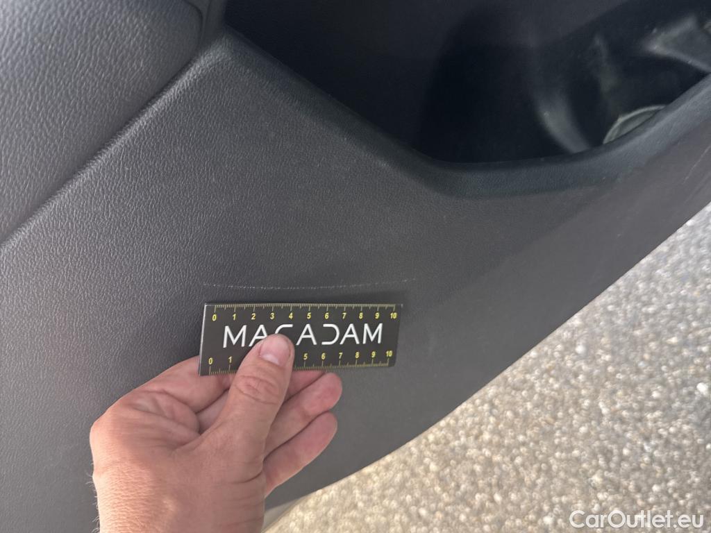 Ford  Kuga FORD  / 2019 / 5P / SUV 2.5 190 hybrid Flexifuel Pshift Titanium #15