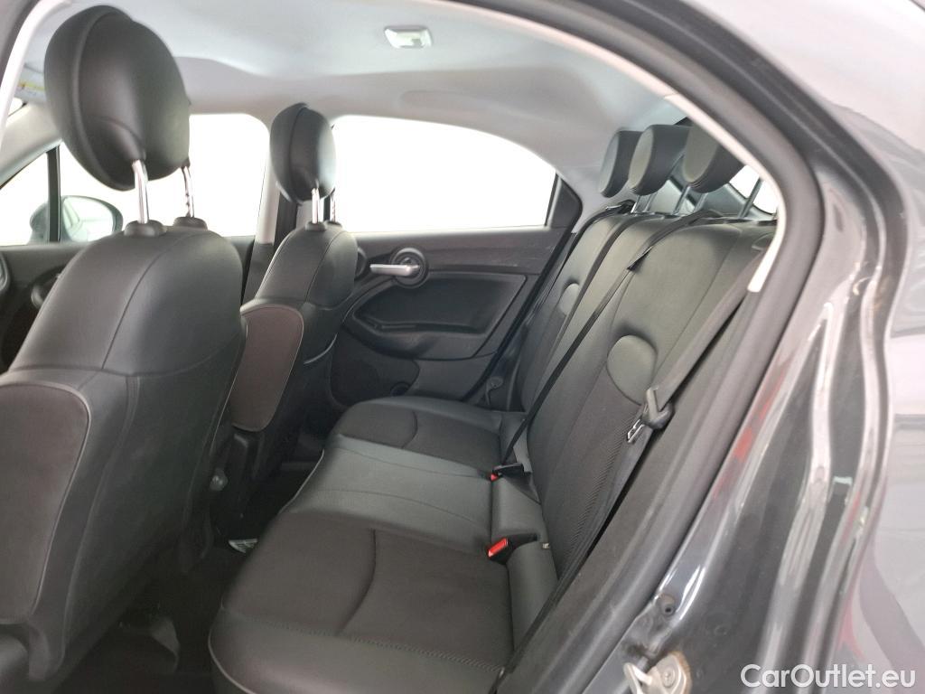 Fiat  500 FIAT X / 2018 / 5P / SUV 1.0 FFly T T3 120ch Cross #9