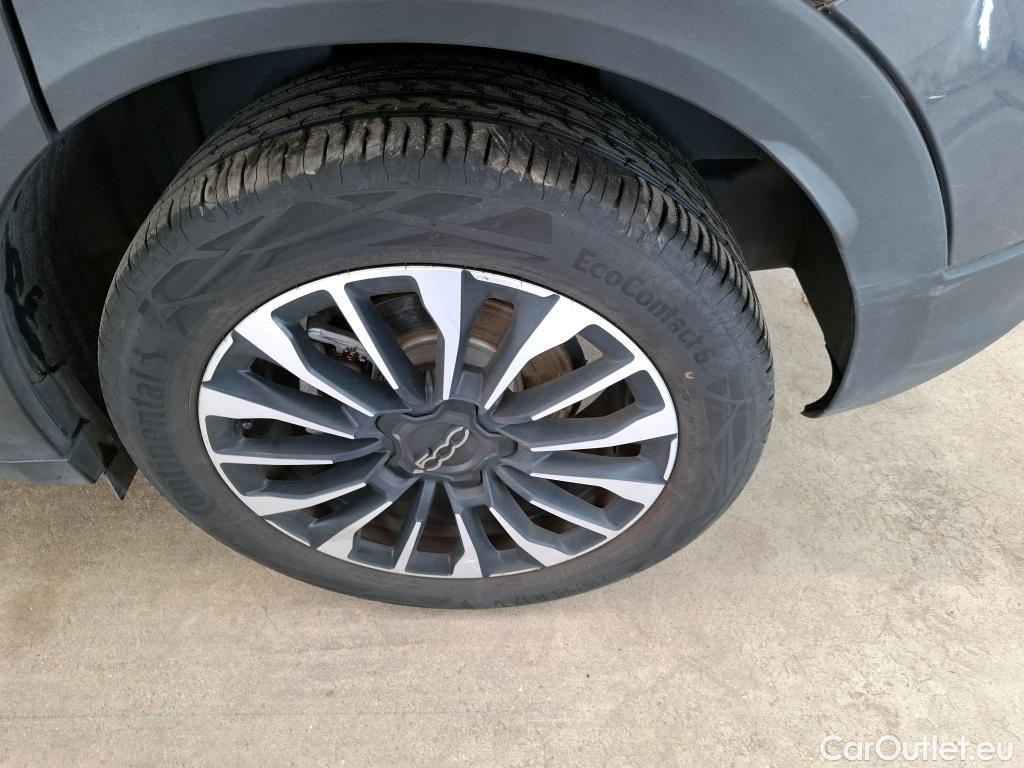 Fiat  500 FIAT X / 2018 / 5P / SUV 1.0 FFly T T3 120ch Cross #51