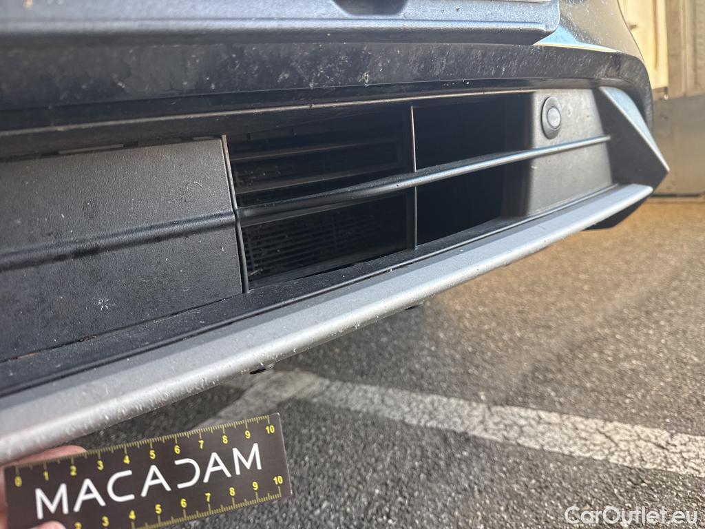 Ford  Kuga FORD  / 2019 / 5P / SUV 2.5 190 hybrid Flexifuel Pshift Titanium #13