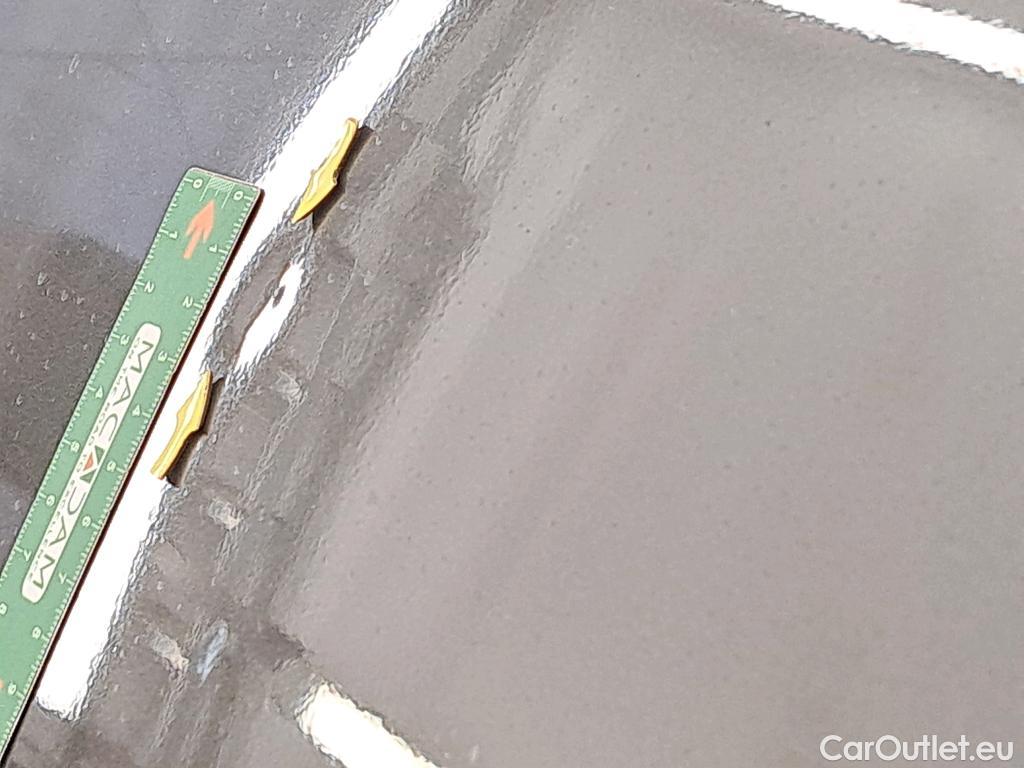 Peugeot  2008  Allure Business 1.2 PureTech 100CV BVM6 E6d #25