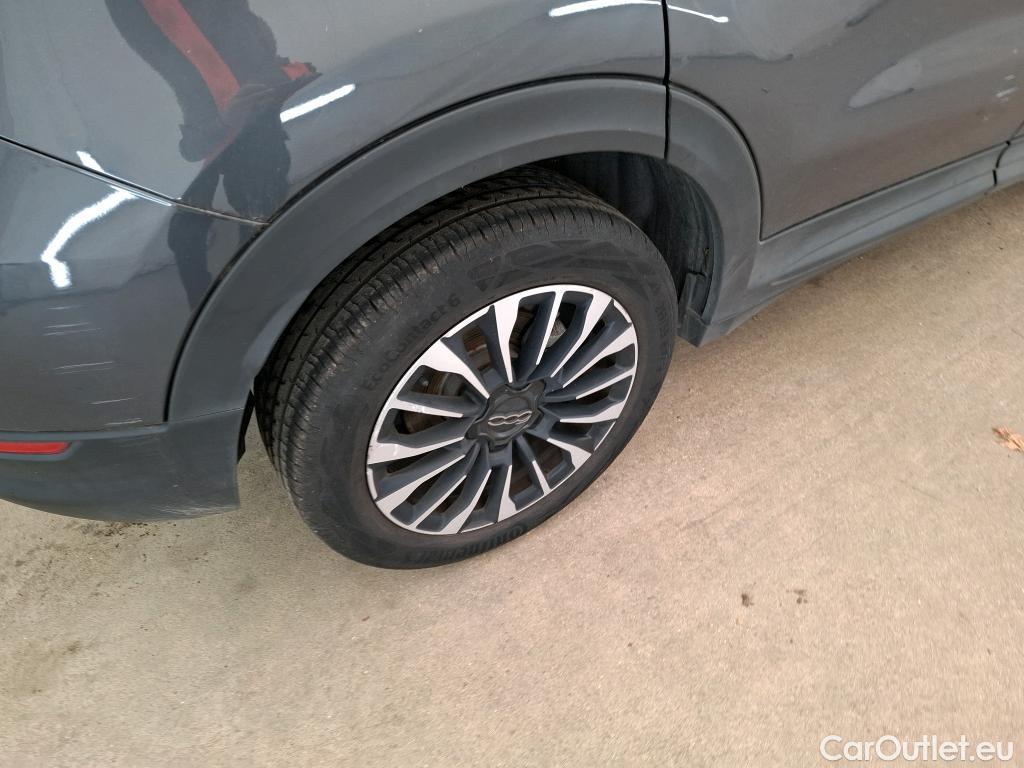 Fiat  500 FIAT X / 2018 / 5P / SUV 1.0 FFly T T3 120ch Cross #30