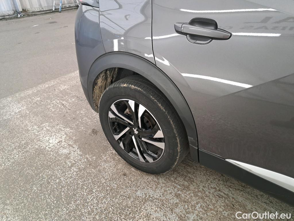 Peugeot  2008  Allure Business 1.2 PureTech 100CV BVM6 E6d #33