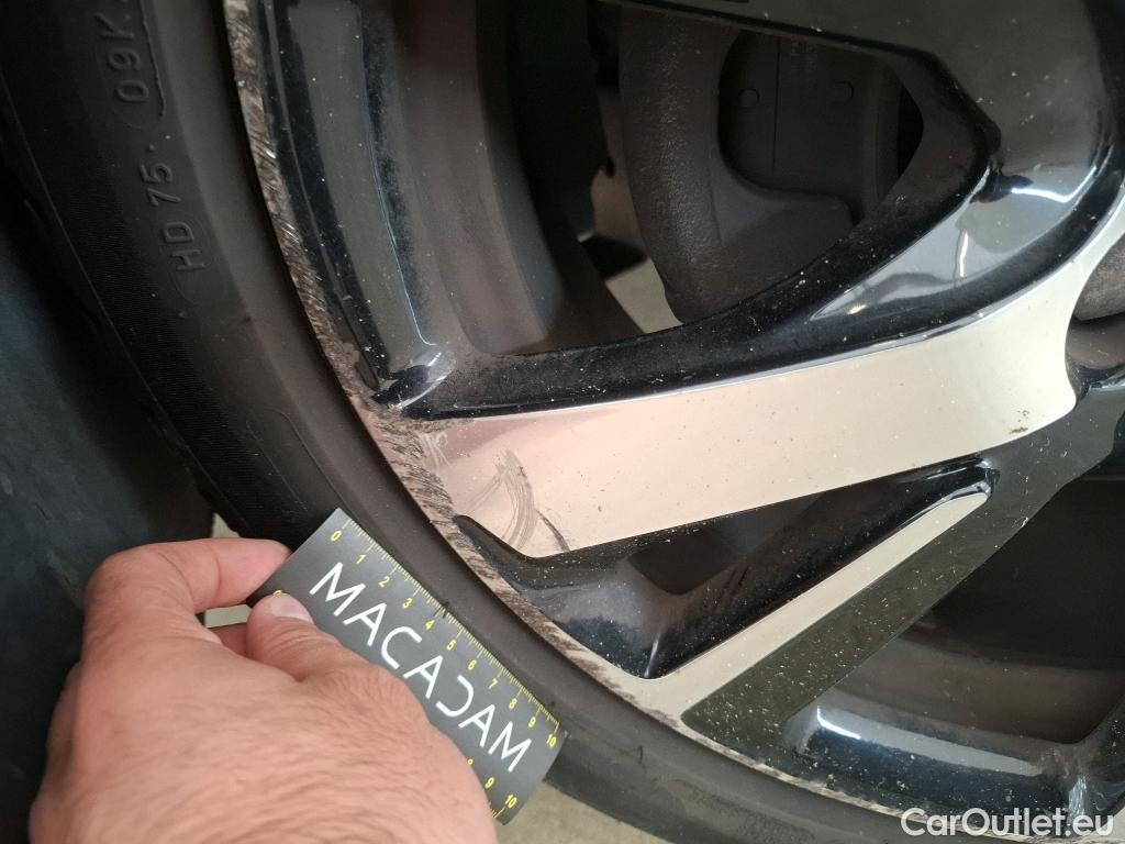 Peugeot  2008  GT Line 1.2 PureTech 110CV BVA6 E6 #45