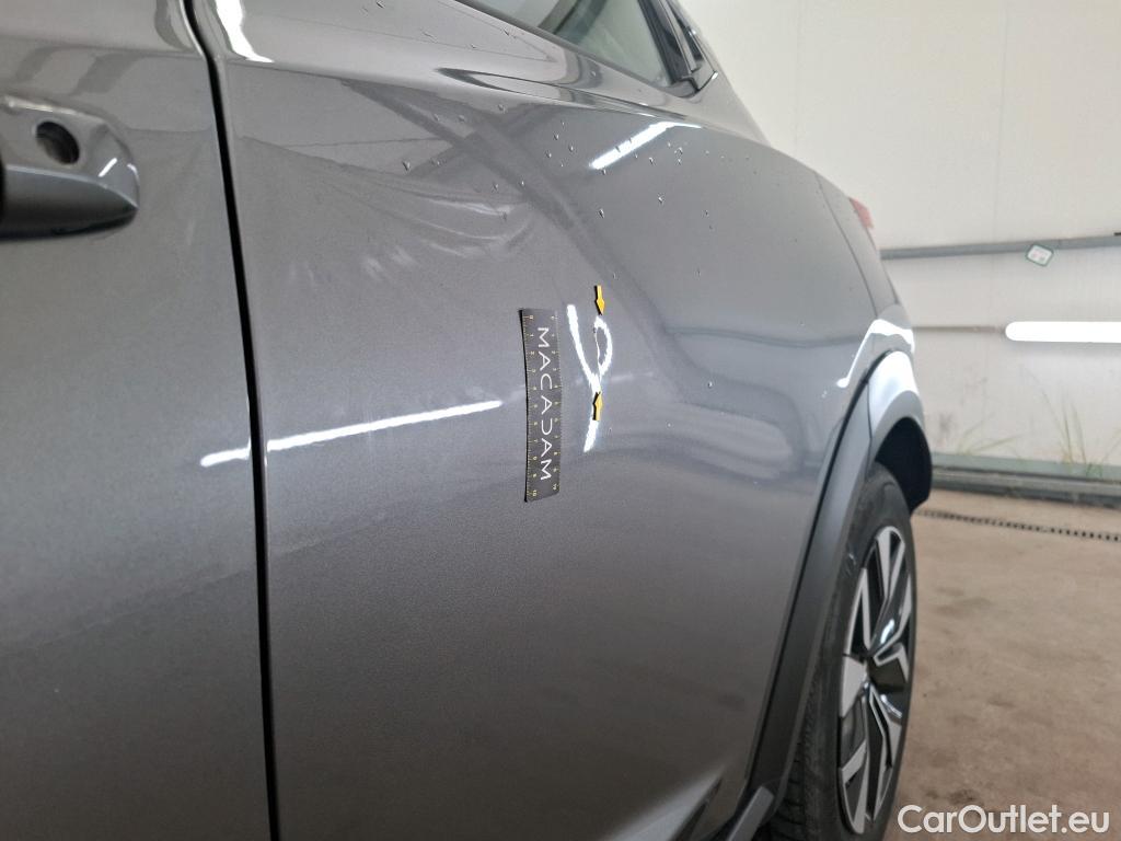 Nissan  Juke NISSAN  2019 5P Crossover DIGT 114 BVM6 Business Edition #16