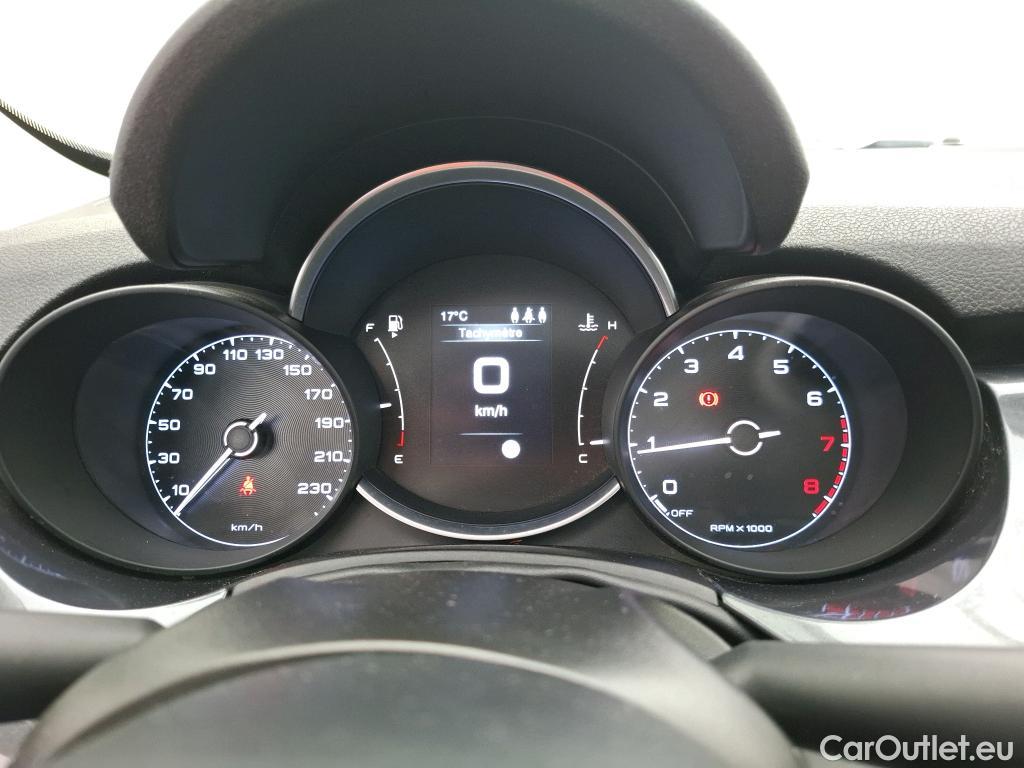 Fiat  500 FIAT X / 2018 / 5P / SUV 1.0 FFly T T3 120ch Cross #12